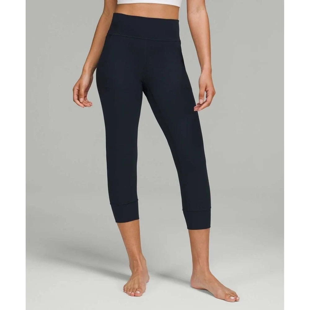 Lululemon Align High-Rise Joggers Cropped Sz 2 Black Nulu Soft Stretch Yoga Pant